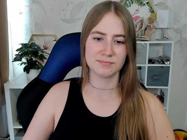desireMegan live cam on BongaCams
