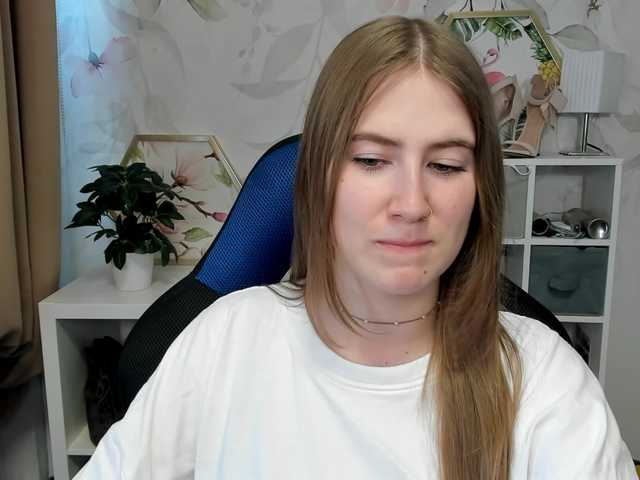 desireMegan live webcam show