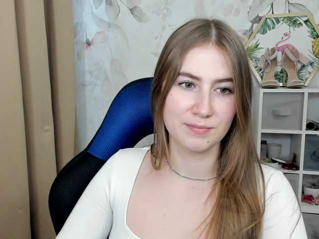 desireMegan live cam on BongaCams