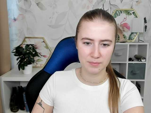 desireMegan live cam on BongaCams