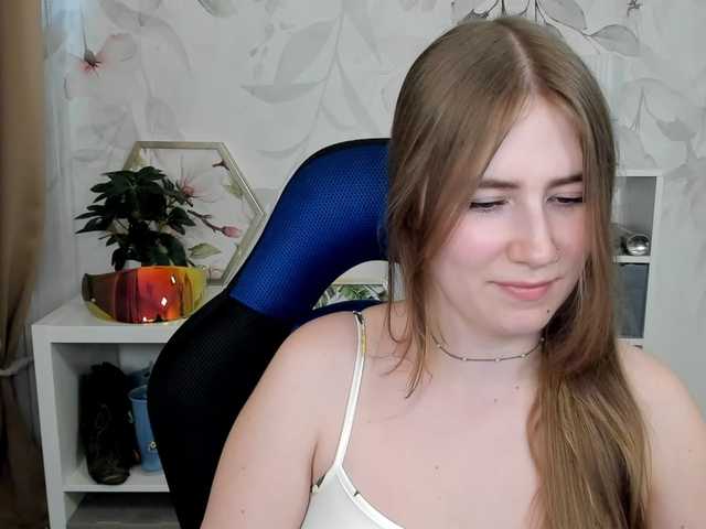 desireMegan live cam on BongaCams
