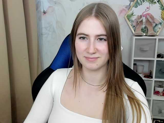 desireMegan live cam on BongaCams