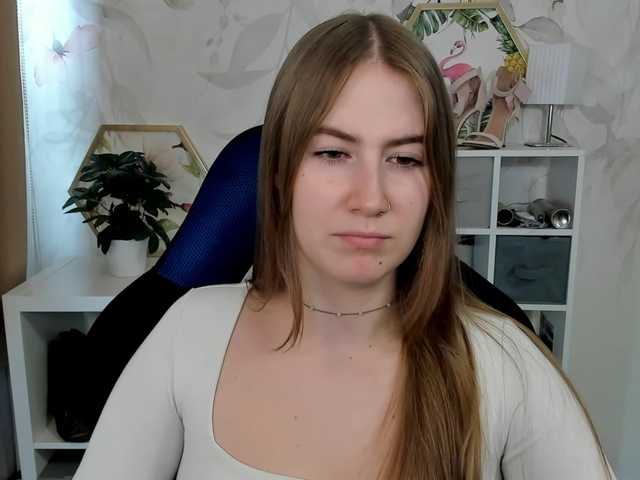 desireMegan live cam on BongaCams