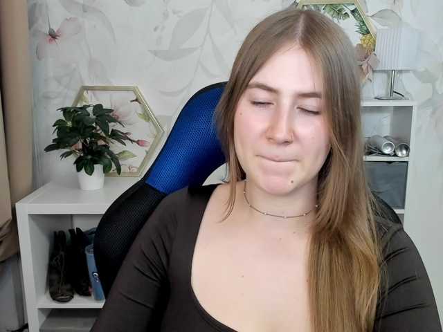 desireMegan live cam on BongaCams
