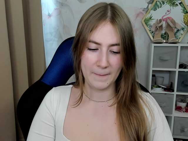 desireMegan live cam on BongaCams