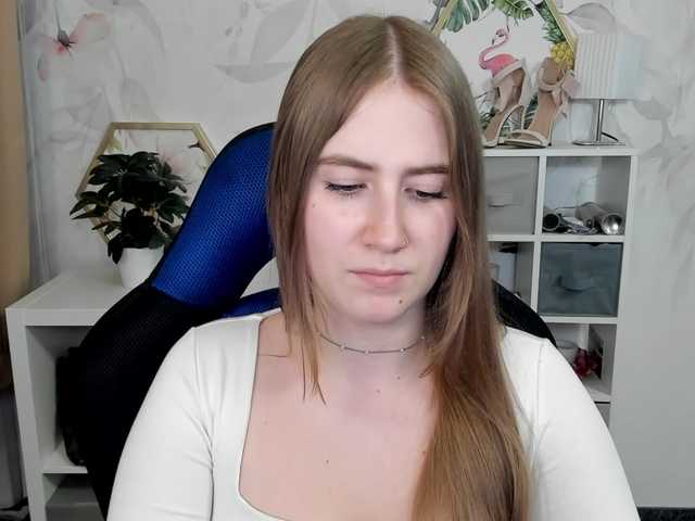 desireMegan live cam on BongaCams