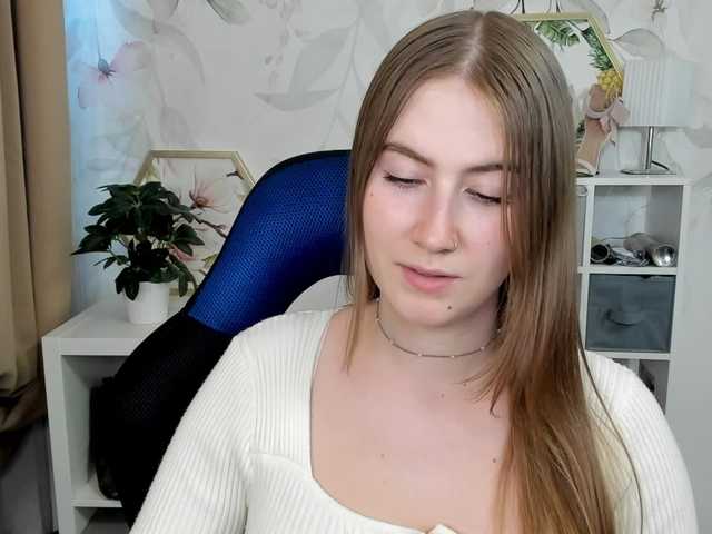 desireMegan live webcam show