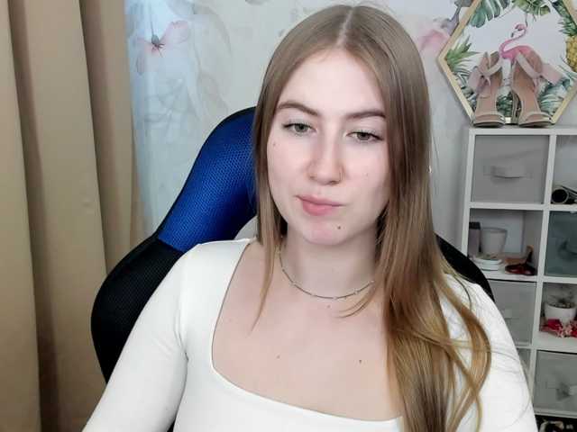 desireMegan live cam on BongaCams