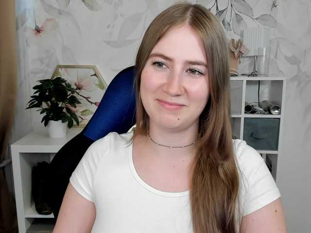desireMegan live cam on BongaCams