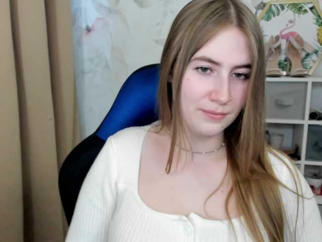 desireMegan live cam on BongaCams