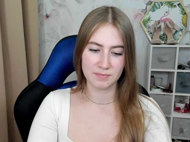 desireMegan live cam on BongaCams