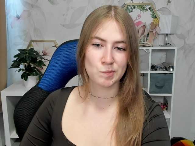 desireMegan live cam on BongaCams
