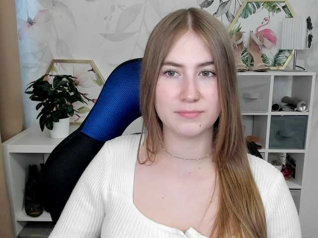 desireMegan live cam on BongaCams