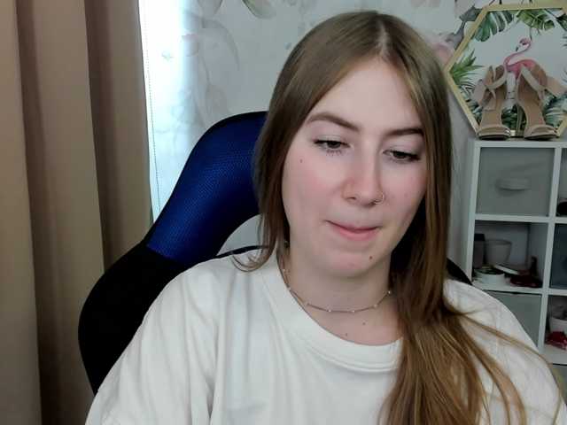 desireMegan live cam on BongaCams