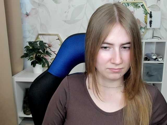 desireMegan live cam on BongaCams
