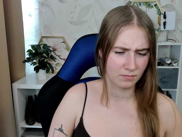desireMegan live cam on BongaCams