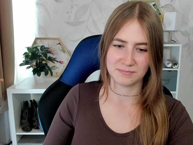 desireMegan live cam on BongaCams