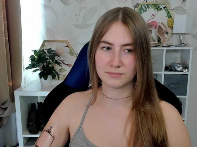 desireMegan live cam on BongaCams