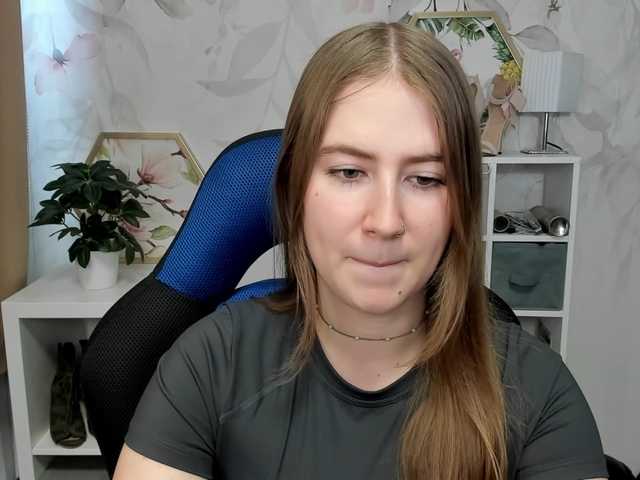 desireMegan live cam on BongaCams