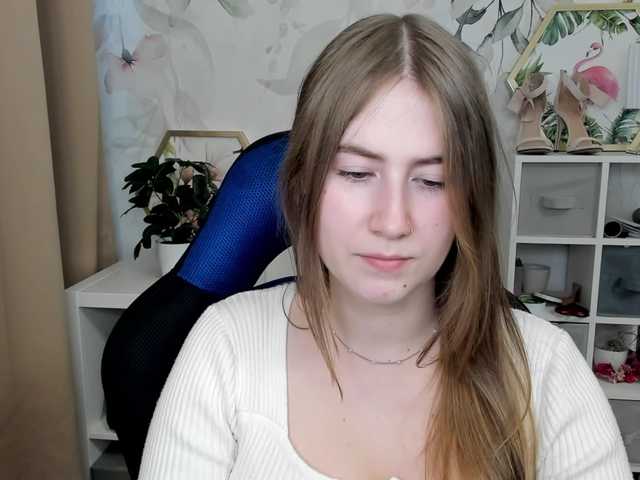 desireMegan live cam on BongaCams