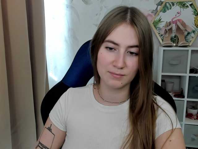 desireMegan live cam on BongaCams
