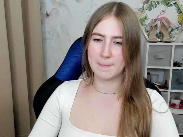 desireMegan live cam on BongaCams
