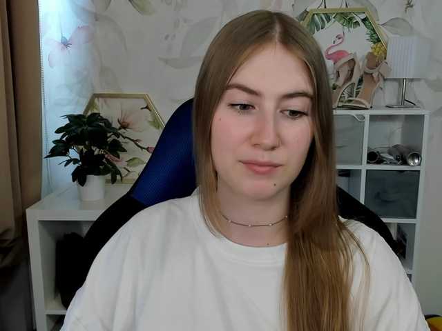 desireMegan live webcam show