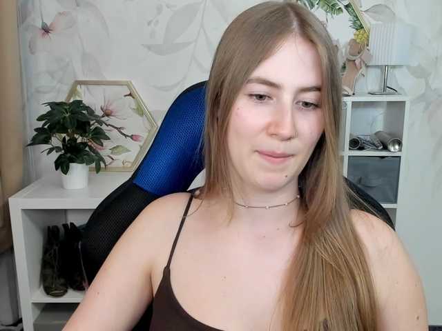 desireMegan live cam on BongaCams