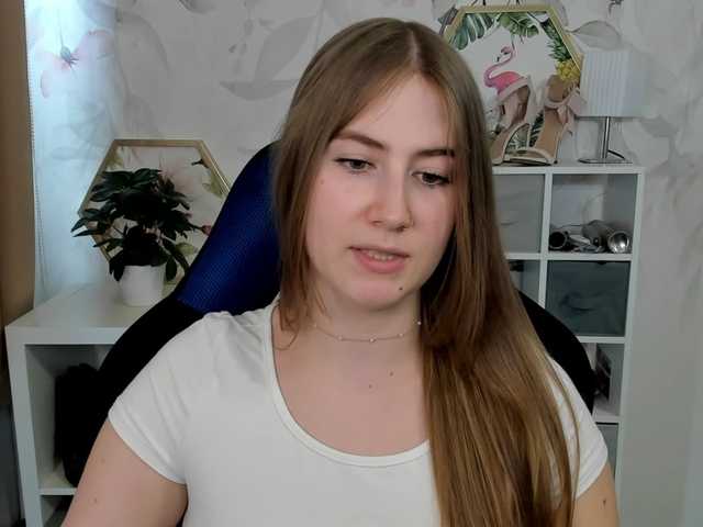 desireMegan live cam on BongaCams