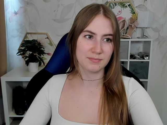 desireMegan live cam on BongaCams