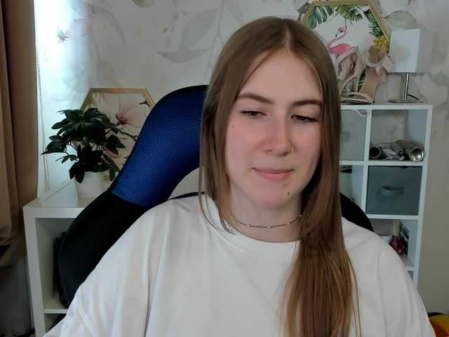 desireMegan live webcam show