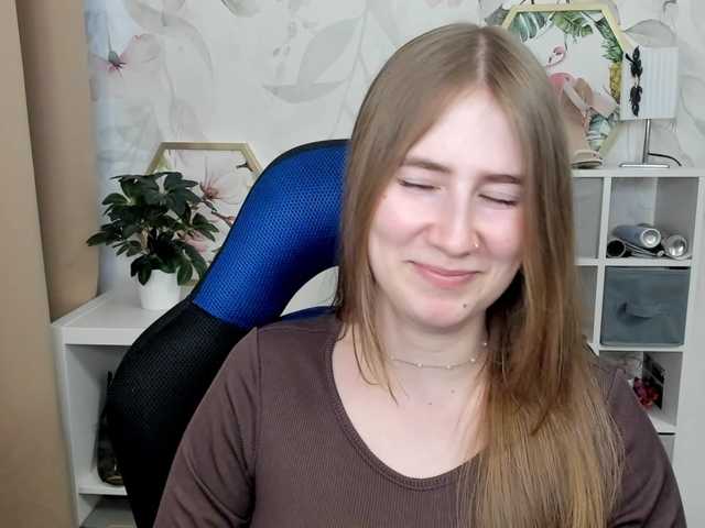 desireMegan live cam on BongaCams