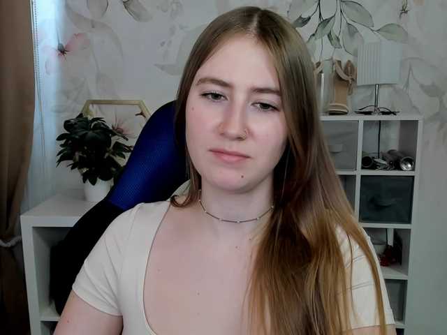 desireMegan's BongaCams show and profile