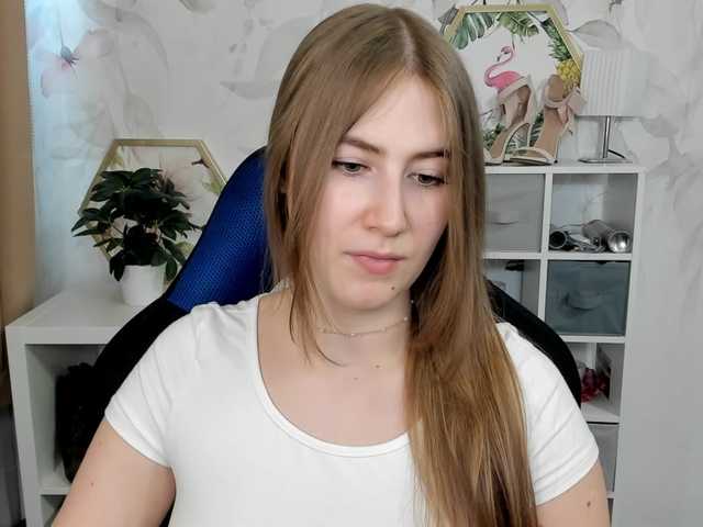 desireMegan live cam on BongaCams