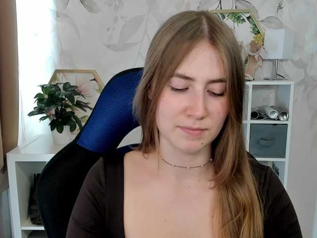 desireMegan live cam on BongaCams