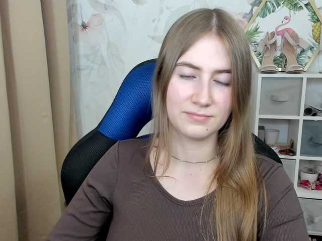 desireMegan live cam on BongaCams