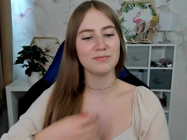 desireMegan live cam on BongaCams