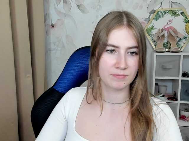 desireMegan live cam on BongaCams