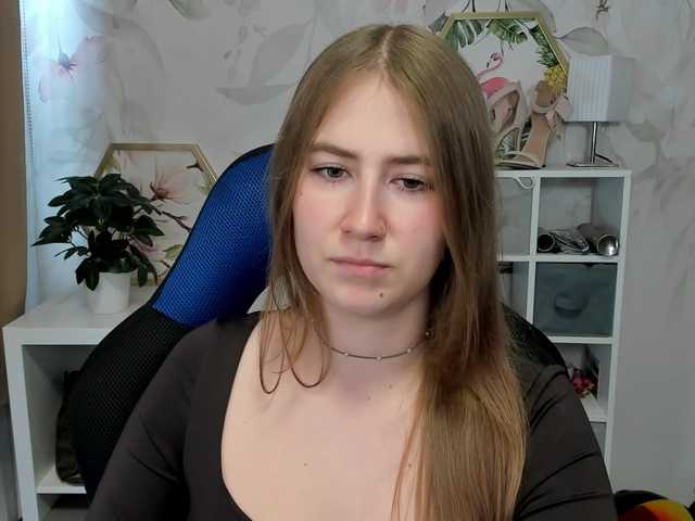 desireMegan live cam on BongaCams