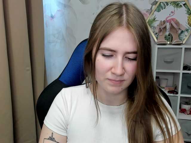 desireMegan live cam on BongaCams