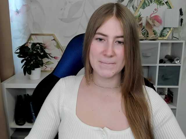 desireMegan live cam preview