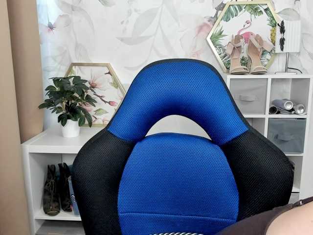 desireMegan live cam on BongaCams