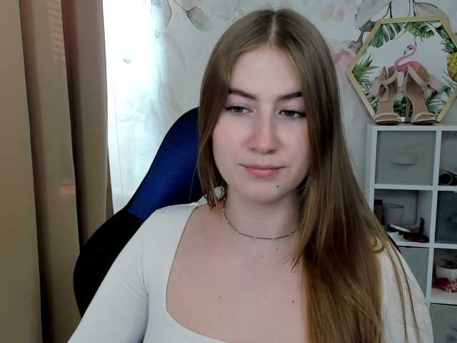 desireMegan live cam on BongaCams