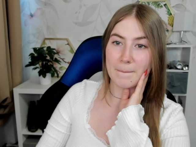 desireMegan live cam on BongaCams