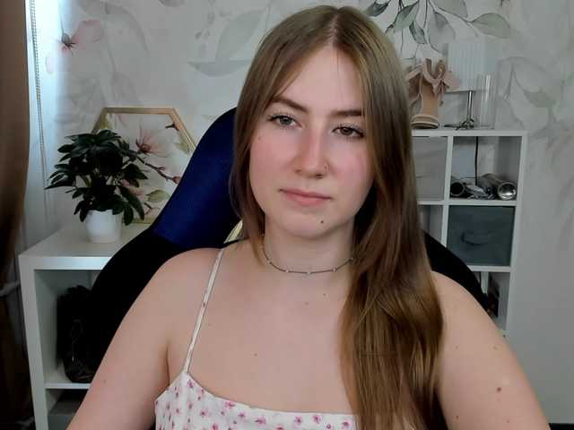 desireMegan live cam on BongaCams