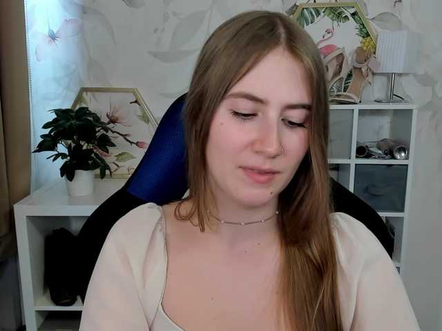 desireMegan live webcam show