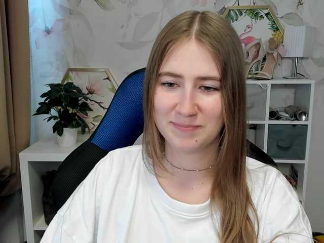 desireMegan live webcam show