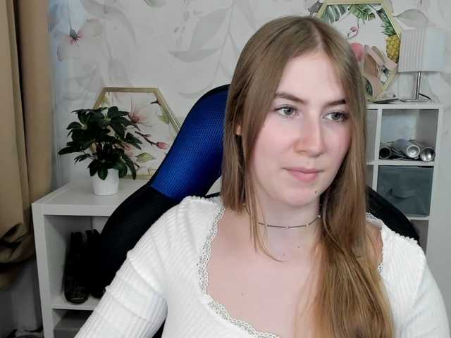 desireMegan live cam on BongaCams