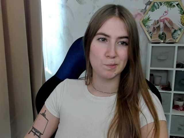 desireMegan live cam on BongaCams