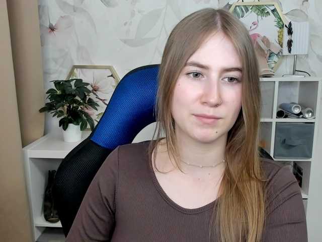 desireMegan live cam on BongaCams